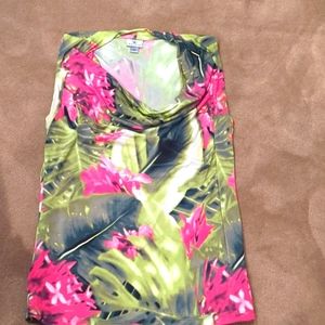 Worthington size medium Hawaiian print blouse